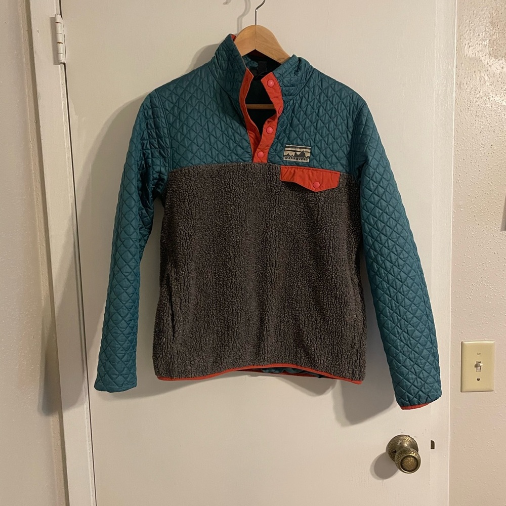 Patagonia Teal and Gray Snap-T Pullover